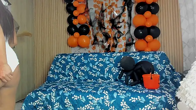 Snapshot of Any_topless chatting on 10-27-25, 11:03 Any topless online show from 10-27-25, 11:03