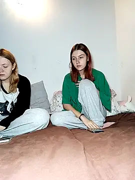 ella grays online show from 10-11-25, 07:23