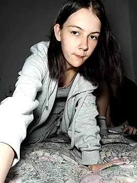 ella grays online show from 04-14-26, 07:09