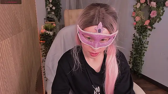 Snapshot of jeancolex chatting on 12-06-24, 12:16 jeancolex online show from 12-06-24, 12:16