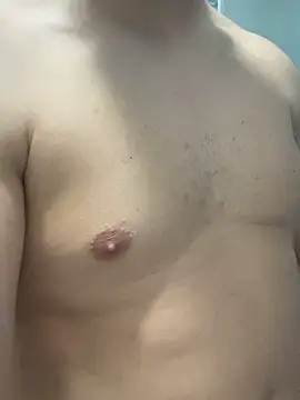 Snapshot of Tratto_bianco002 chatting on 12-17-24, 06:53 Tratto bianco002 online show from 12-17-24, 06:53