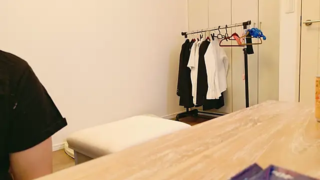 Snapshot of undo-busoku69 chatting on 11-06-25, 04:19 undo-busoku69 online show from 11-06-25, 04:19