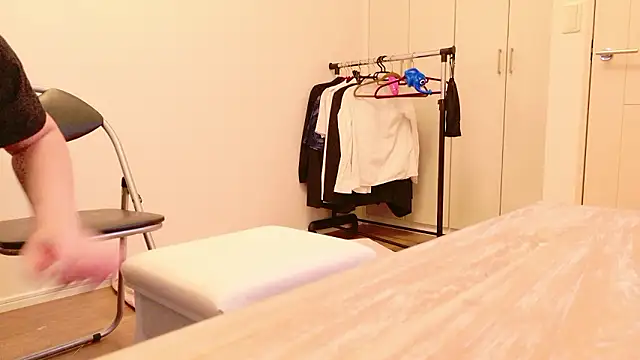 Snapshot of undo-busoku69 chatting on 11-14-25, 07:18 undo-busoku69 online show from 11-14-25, 07:18