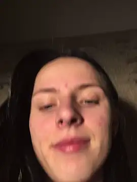 Snapshot of -bey_bi_Start chatting on 11-06-25, 10:32 -bey bi Start online show from 11-06-25, 10:32