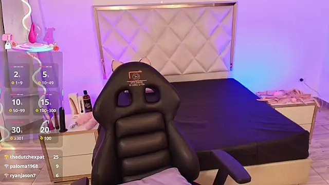 Snapshot of Andy_tay1 chatting on 03-07-25, 06:35 Andy tay1 online show from 03-07-25, 06:35