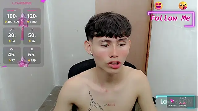 Snapshot of tanjiro_cute chatting on 01-10-25, 03:29 tanjiro cute online show from 01-10-25, 03:29