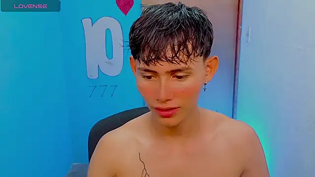 tanjiro cute online show from 04-22-26, 05:21