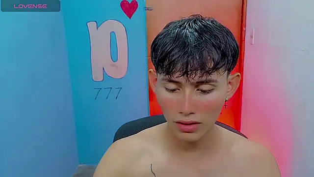 tanjiro cute online show from 04-25-26, 03:31