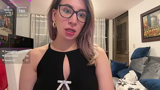 Gabby cruz  online show from 12-13-24, 12:53