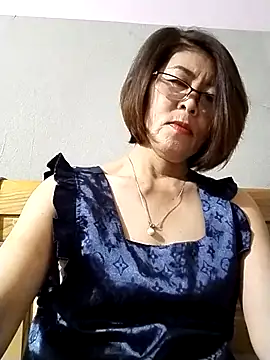 Snapshot of Baby-tits2024 chatting on 10-21-25, 01:23 Baby-tits2024 online show from 10-21-25, 01:23