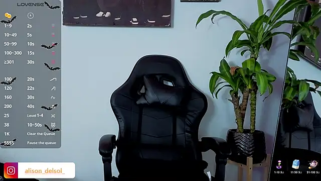 Snapshot of Alisson_Wynter chatting on 11-09-25, 04:11 Alisson Wynter online show from 11-09-25, 04:11