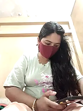 Magical Girl- online show from 03-17-25, 03:14