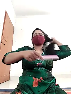 Magical Girl- online show from 04-27-26, 08:23