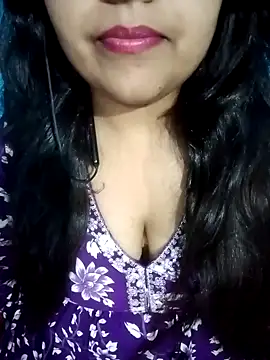 Love-Veronica online show from 04-30-26, 06:14