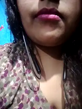 Love-Veronica online show from 05-07-26, 02:22