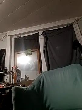 ChuckyyDee online show from 05-13-26, 05:38