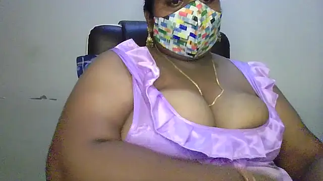 Sexy Radhikaa online show from 07-22-26, 10:45