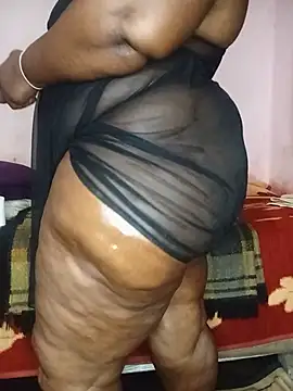 Snapshot of Sweetblackassxxx505 chatting on 06-25-26, 10:58 Sweetblackassxxx505 online show from 06-25-26, 10:58