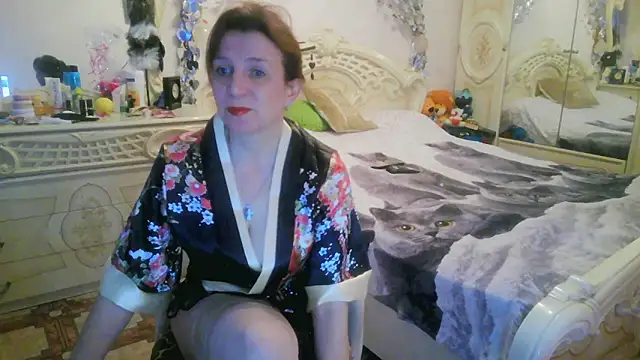 Snapshot of Debra_Phoenix chatting on 05-10-26, 01:00 Debra Phoenix online show from 05-10-26, 01:00