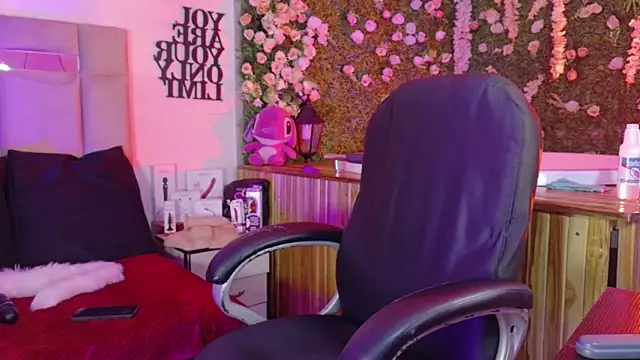 natacha  black  online show from 11-08-25, 11:36