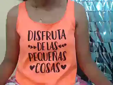 Snapshot of Nolimtslove chatting on 02-09-25, 02:40 Nolimtslove online show from 02-09-25, 02:40