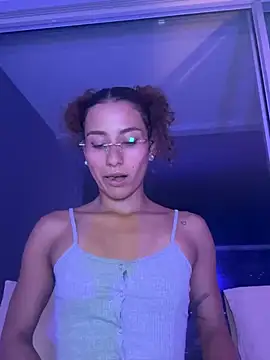 varenkaivanova 22 online show from 03-13-25, 06:16