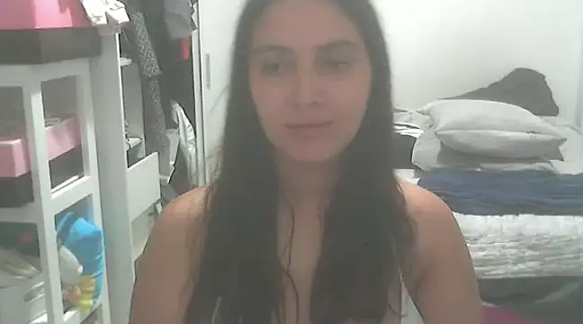 Snapshot of xBubblyBarbiexx chatting on 01-04-25, 02:03 xBubblyBarbiexx online show from 01-04-25, 02:03