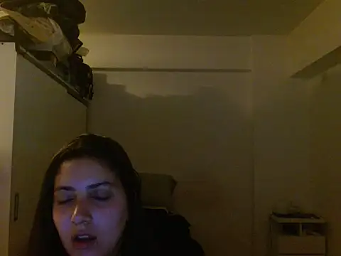 Snapshot of xBubblyBarbiexx chatting on 10-08-25, 03:15 xBubblyBarbiexx online show from 10-08-25, 03:15