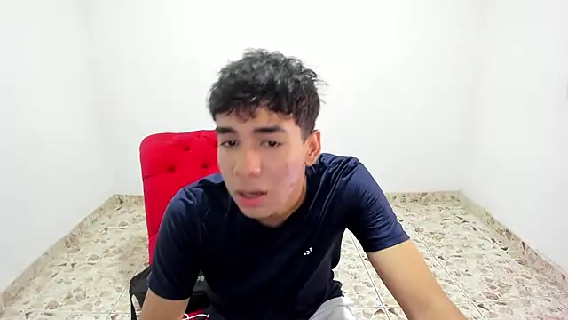 Snapshot of Harry_LatinBoy chatting on 02-26-25, 07:49 Harry LatinBoy online show from 02-26-25, 07:49