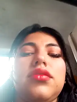 Naomy veracruz  online show from 11-11-25, 12:49