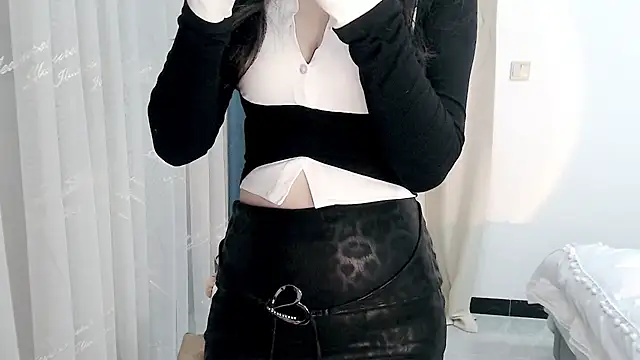 zoe-keke online show from 02-24-25, 01:42