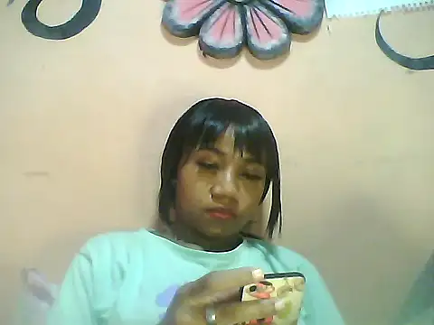 Snapshot of Fariana01 chatting on 12-06-24, 06:26 Fariana01 online show from 12-06-24, 06:26