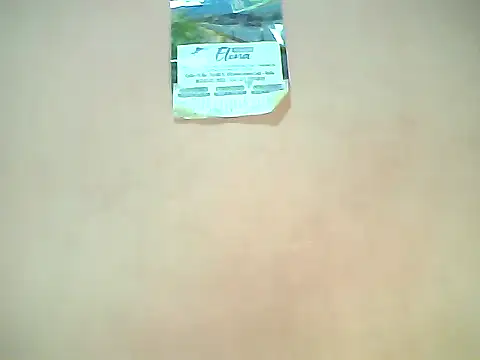 Snapshot of Fariana01 chatting on 02-02-25, 11:53 Fariana01 online show from 02-02-25, 11:53