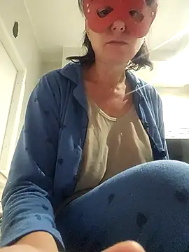 Vagabondainnamorata online show from 11-20-25, 03:50