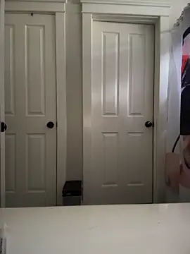 Snapshot of Bignc chatting on 10-25-25, 04:24 Bignc online show from 10-25-25, 04:24