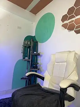 Snapshot of LollaByer chatting on 09-21-25, 07:15 LollaByer online show from 09-21-25, 07:15