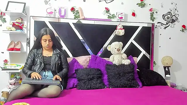 thedream girls online show from 09-18-25, 12:07