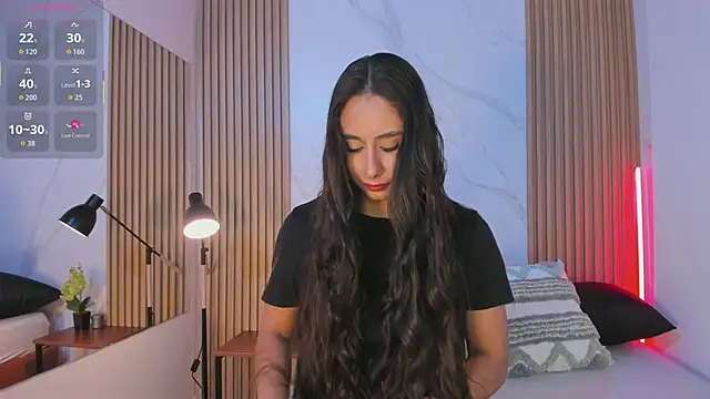 Julia Martinez  online show from 02-18-26, 11:28