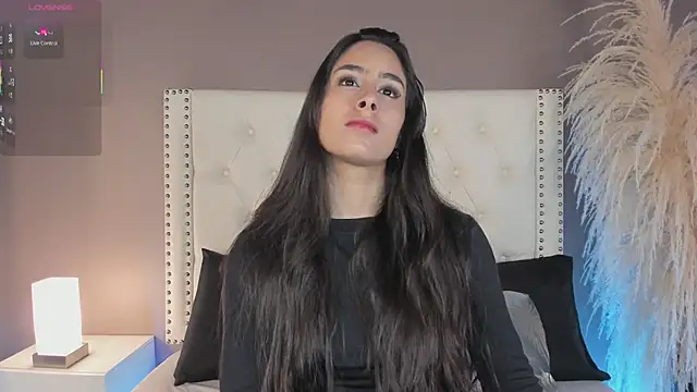 Snapshot of Julia_Martinez_ chatting on 04-29-26, 11:36 Julia Martinez online show from 04-29-26, 11:36