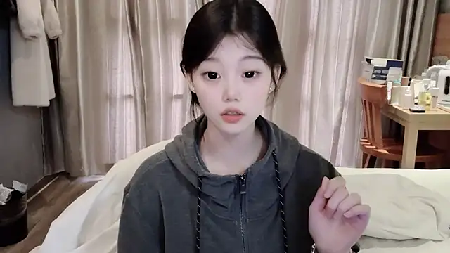 yangyang-1115 online show from 02-20-25, 07:23