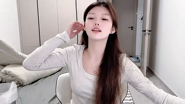 yangyang-1115 online show from 10-07-25, 05:04