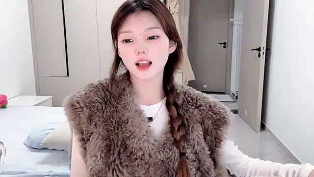 yangyang-1115 online show from 10-29-25, 04:09