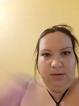 Snapshot of Szilvi93 chatting on 07-05-26, 07:26 Szilvi93 online show from 07-05-26, 07:26