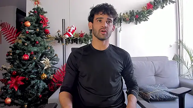 andrewChris  online show from 12-18-24, 06:57