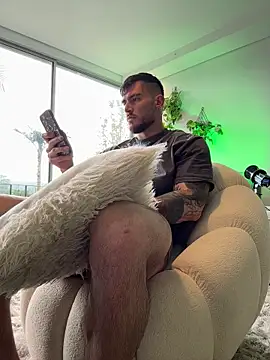 DimitriSullivan  online show from 12-02-25, 02:12