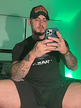 DimitriSullivan  online show from 07-20-26, 12:58