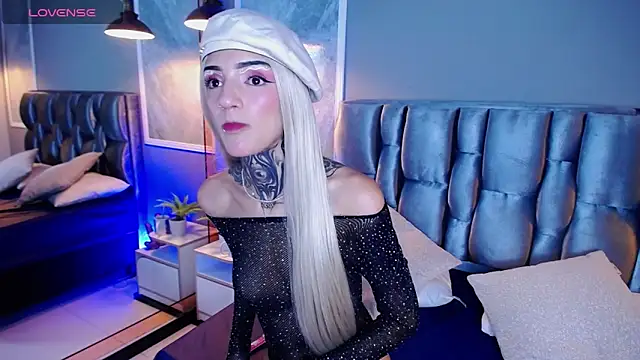 Snapshot of Ameliewitte_mjs chatting on 01-04-25, 12:59 Ameliewitte mjs online show from 01-04-25, 12:59