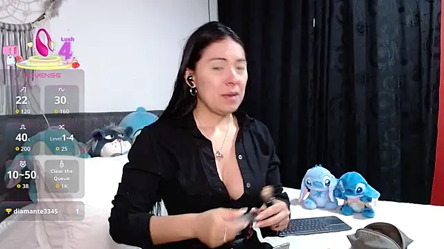 Ella Rousse online show from 04-16-26, 11:33