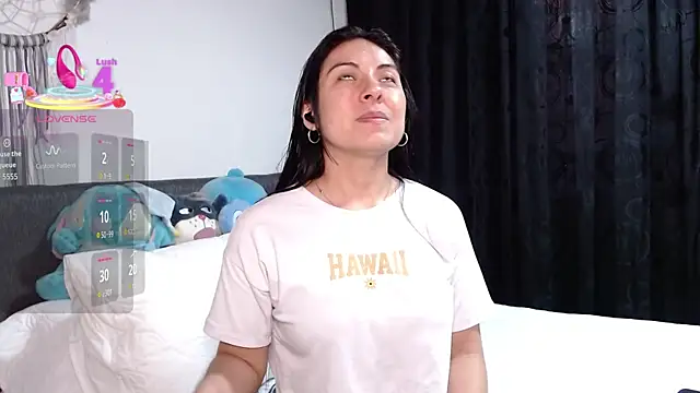 Ella Rousse online show from 04-22-26, 11:23