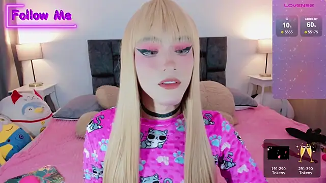 Snapshot of Kirmyy_ chatting on 02-03-25, 10:54 Kirmyy  online show from 02-03-25, 10:54